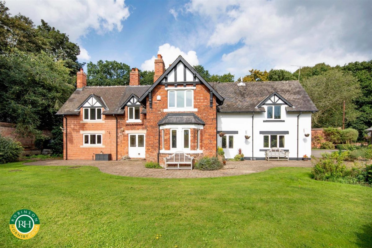 5 bedroom property for sale in Bawtry Road, Doncaster, DN11 0HP £850,000