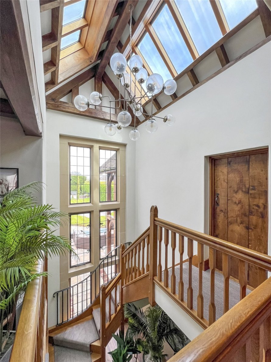 6 bedroom property for sale in The Ridings, Rothley, Leicester