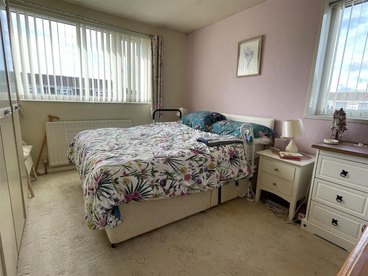 3 bedroom property for sale in Ecclestone Road, Ashmore Park Offers