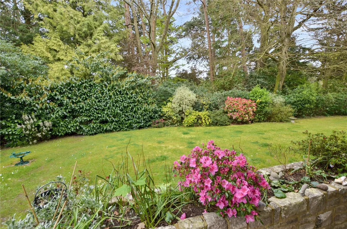 Dudsbury Avenue, Ferndown, Dorset, BH22