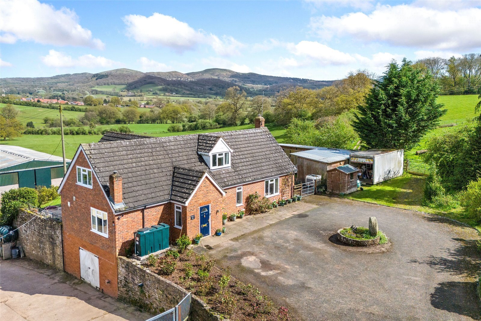 3 bedroom property for sale in Tanhouse Lane, Cradley, Malvern, Herefordshire, WR13 Guide