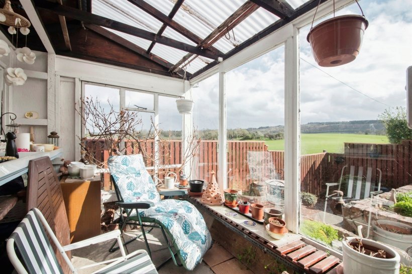 Dunvegan Avenue, Elderslie, Johnstone 3 bedroom semidetached house Allen & Harris