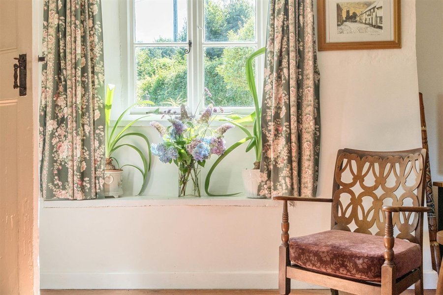 Stags 4 bedroom property for sale in Stony Knaps, Winsham, Chard