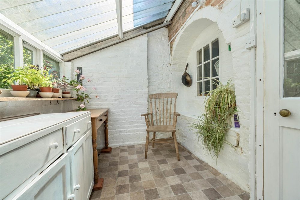 Stags 4 bedroom property for sale in Stony Knaps, Winsham, Chard