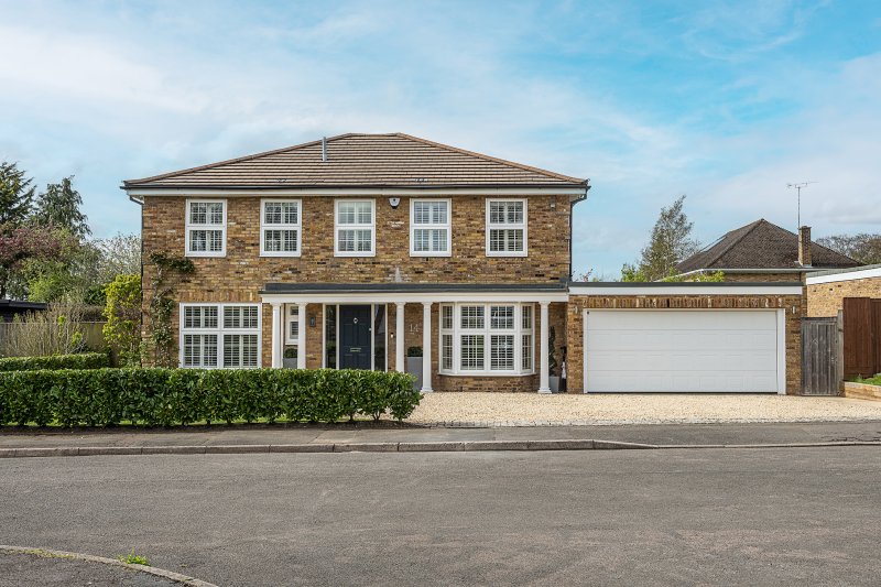 4 bedroom property for sale in Southcote Way, Penn, HP10 Guide price