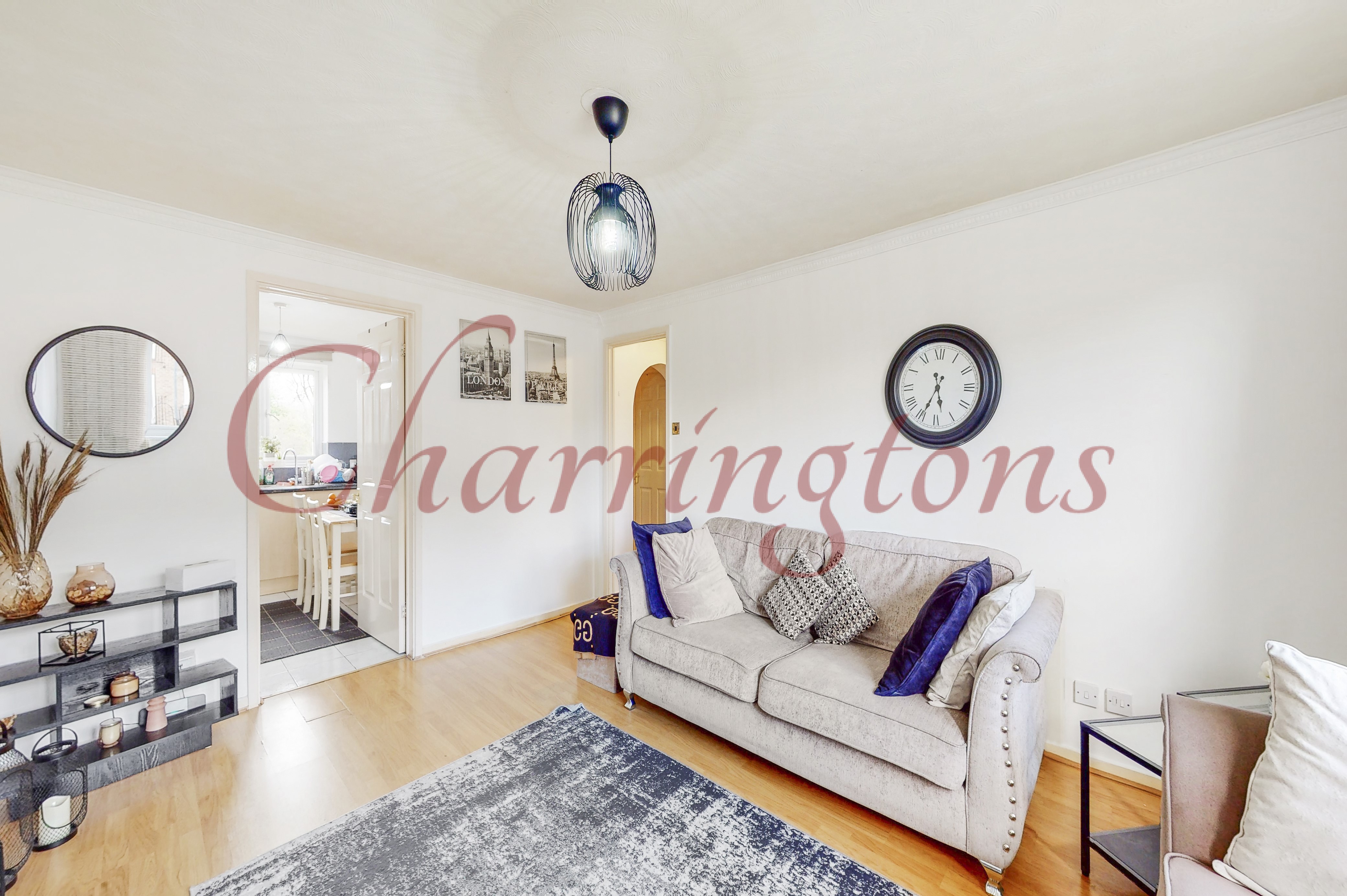 TWO BEDROOM FLAT  FOR SALE  DOLLIS HILL  NW2 Image 2