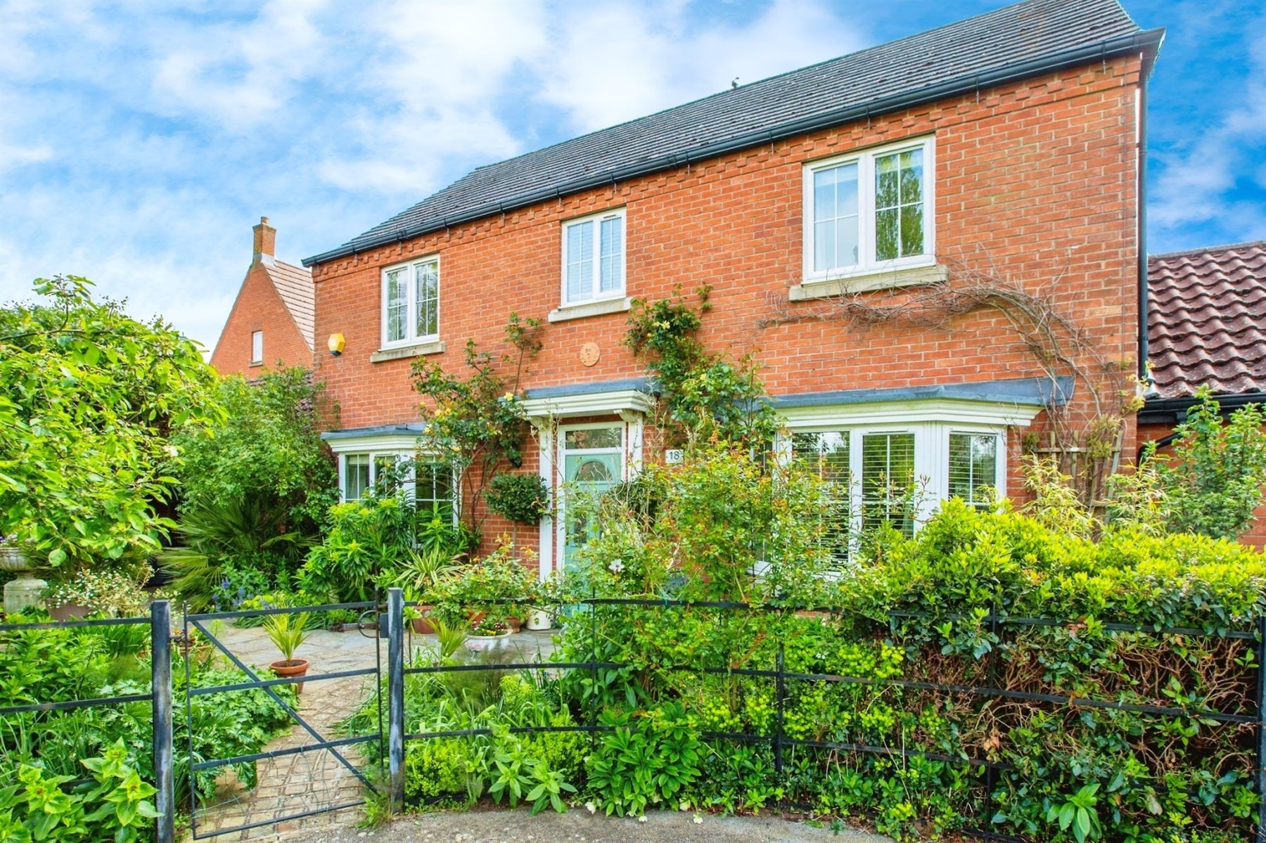 4 bedroom property for sale in Blackbridge Court, Thrapston, Kettering