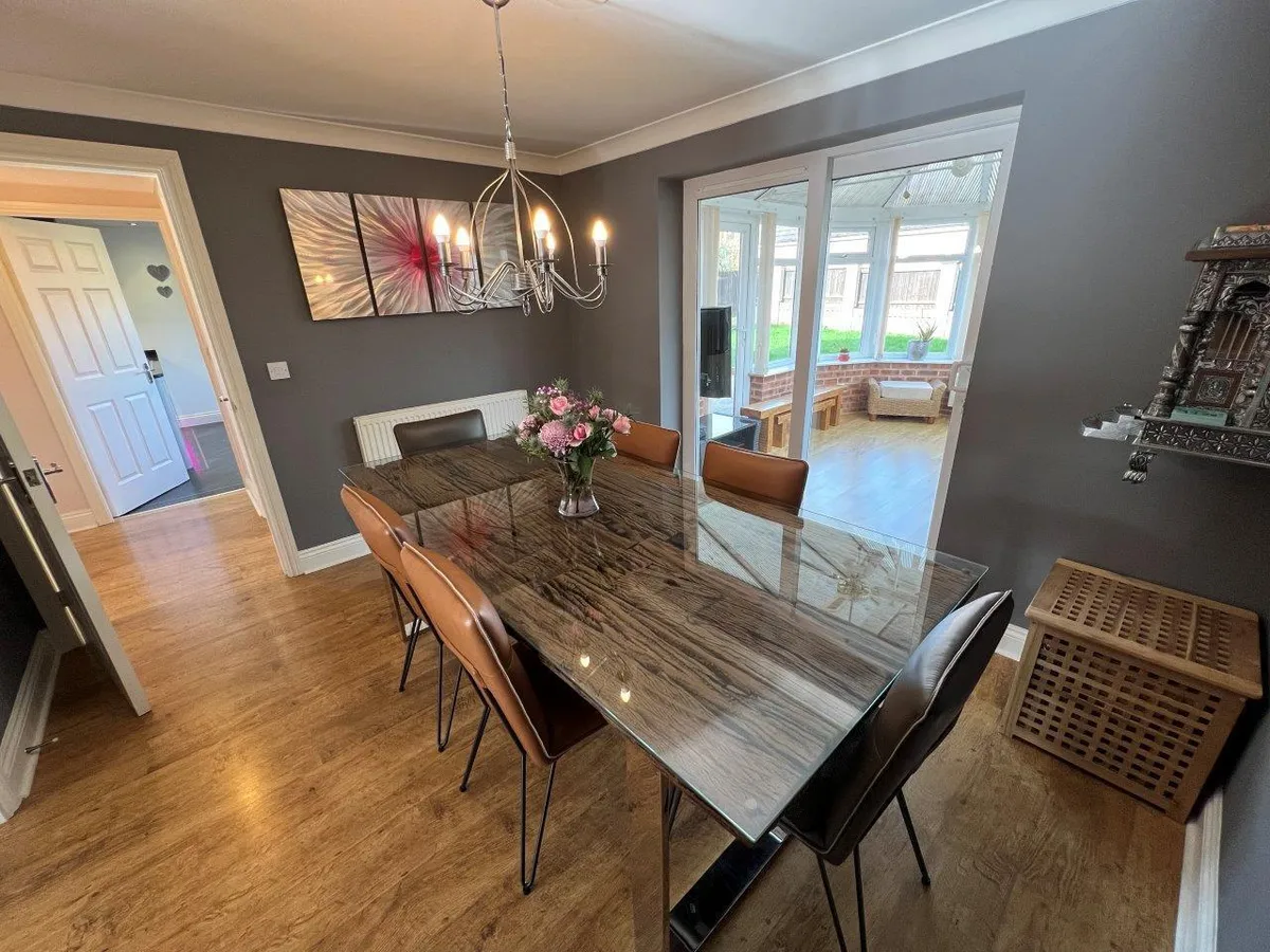BRIDLE CLOSE, MELTON MOWBRAY