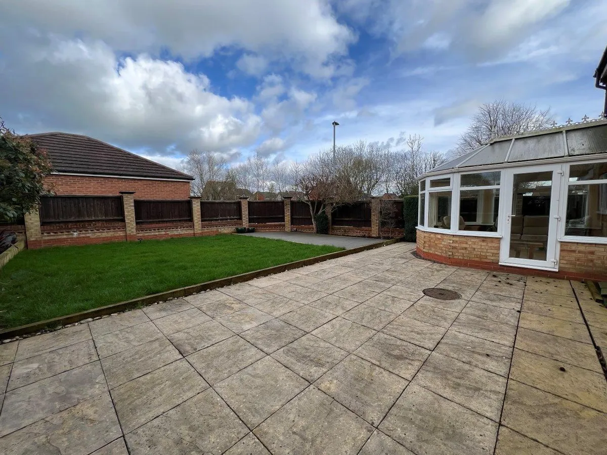 BRIDLE CLOSE, MELTON MOWBRAY
