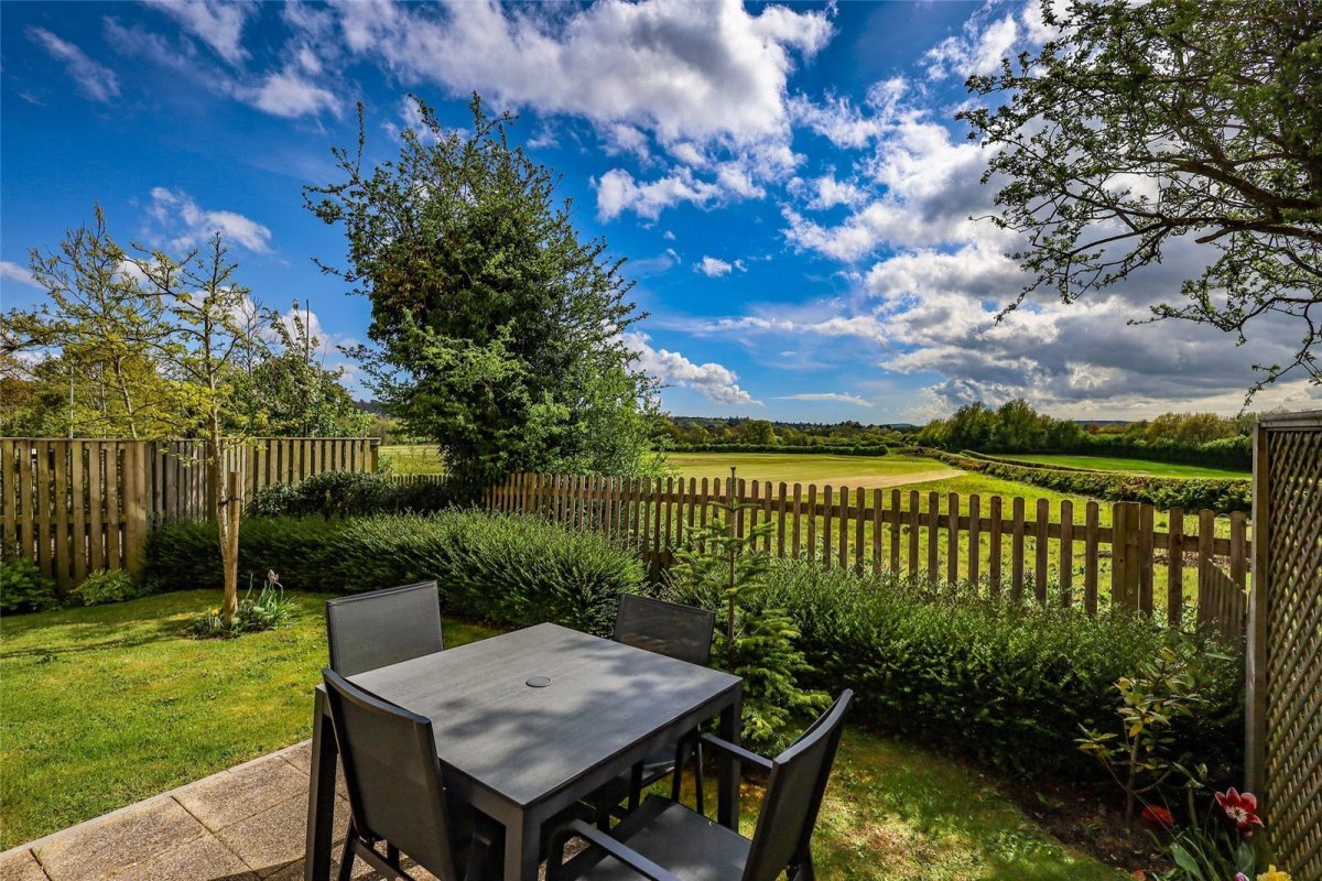 2 bedroom property for sale in Farnham Road, Liss, Hampshire, GU33