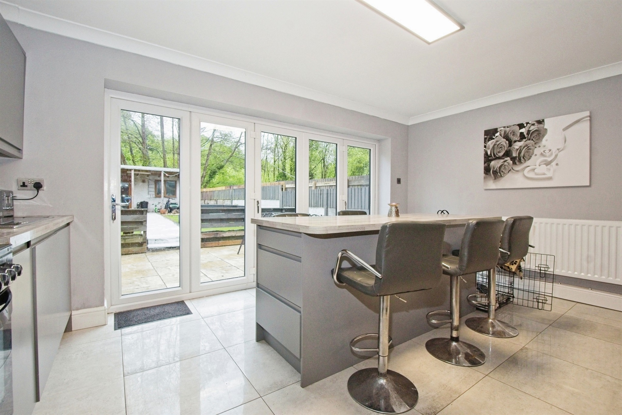 Peter Alan Estate Agents in Pontypridd Sell, Buy, Mortgages, Let or