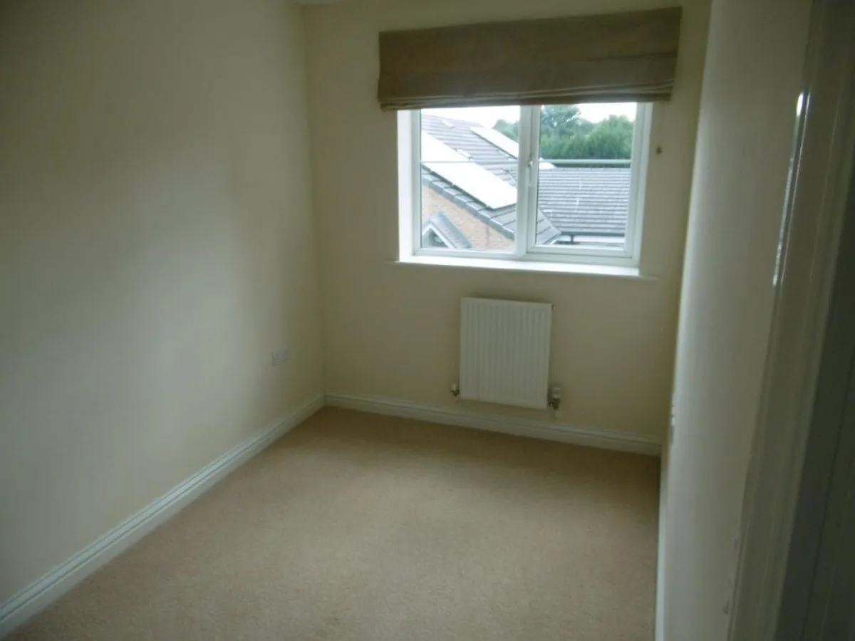 HALIFAX DRIVE, MELTON MOWBRAY
