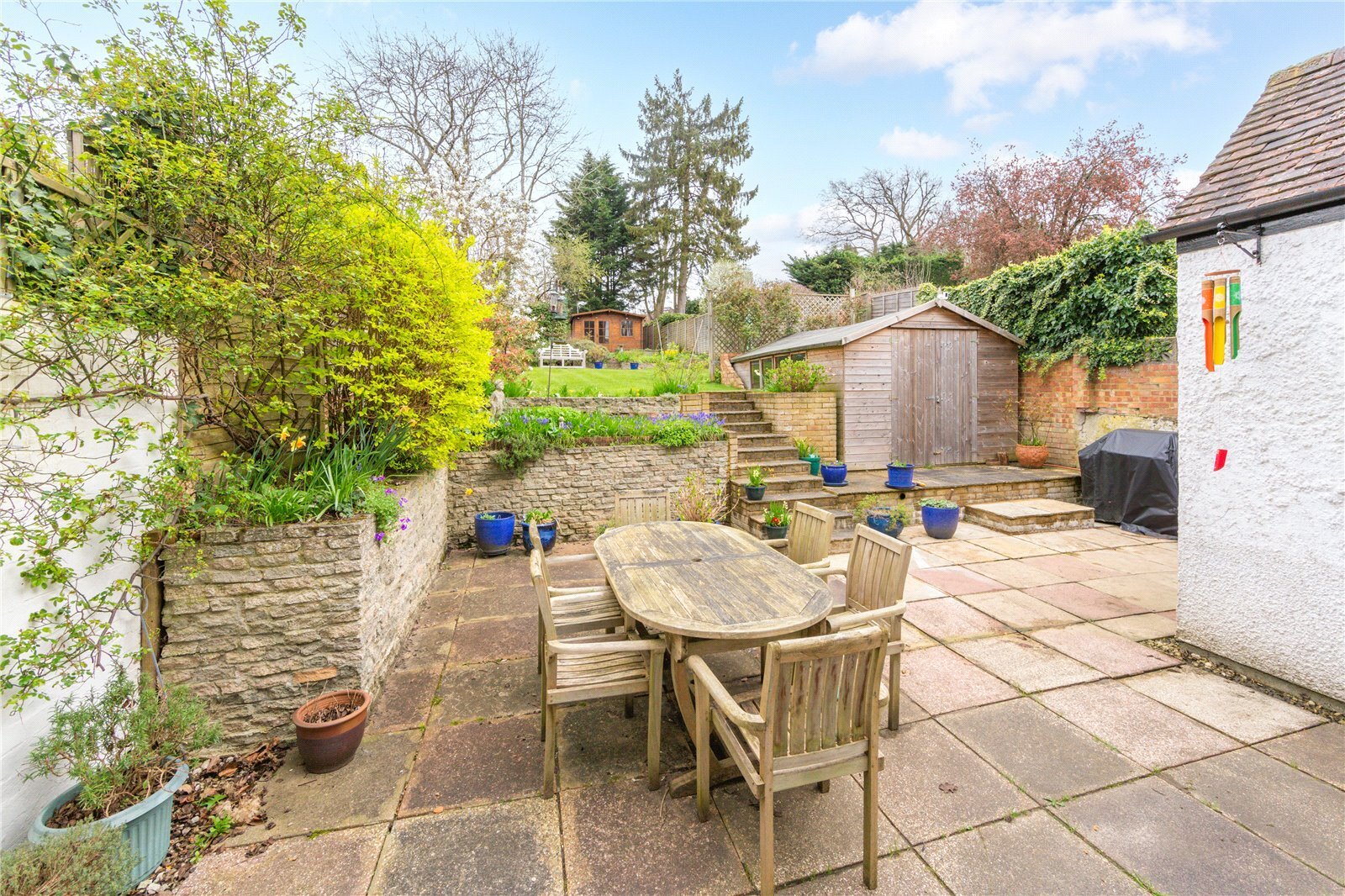 5 bedroom property for sale in Radlett Park Road, Radlett