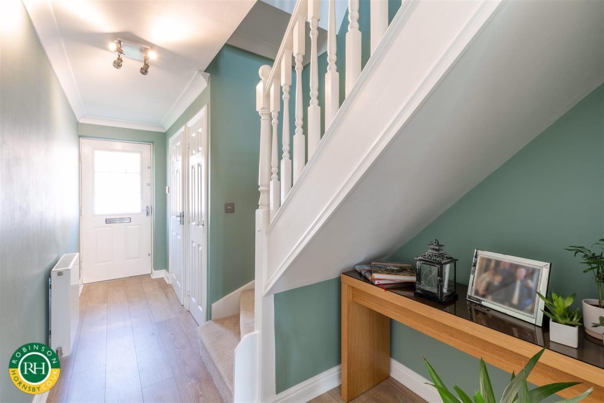 4 bedroom property for sale in Willow Avenue, Ranskill, Retford £290,000