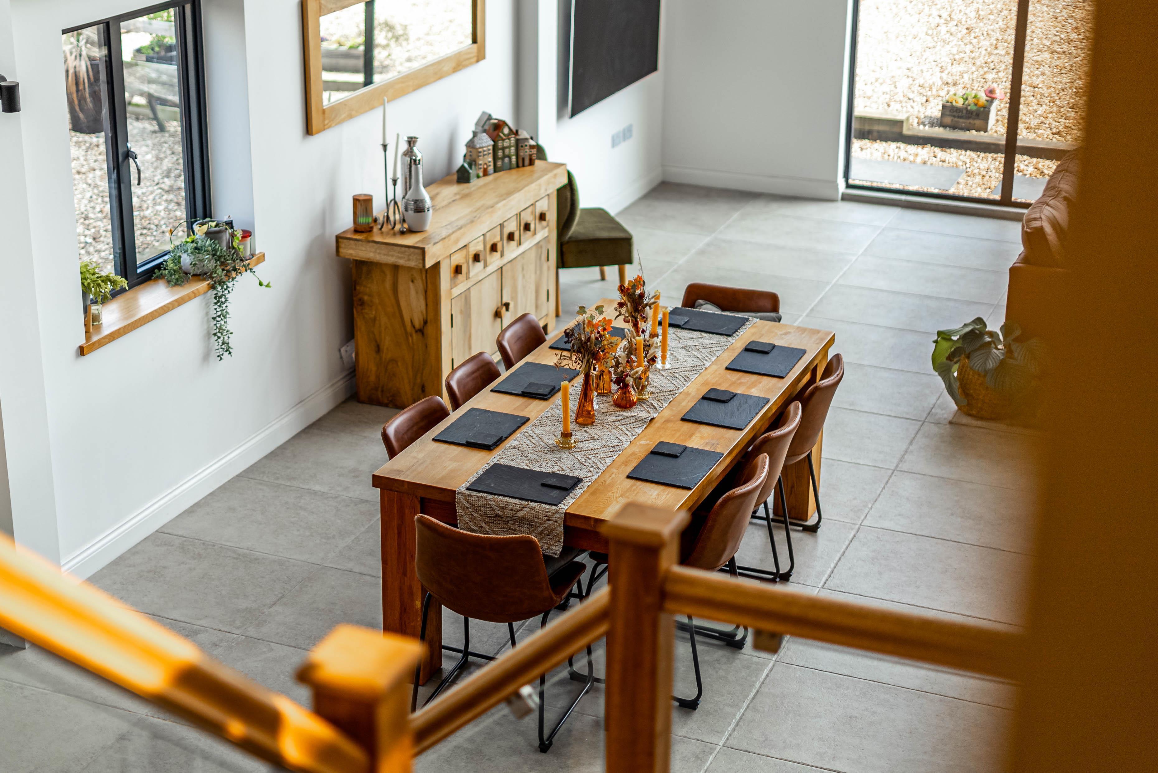 6 bedroom property for sale in Thurleigh Road, Bletsoe, Bedford