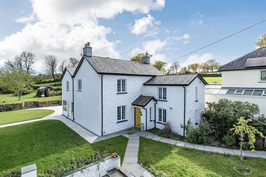 Stags 4 bedroom property for sale in Lane End, near Lamerton