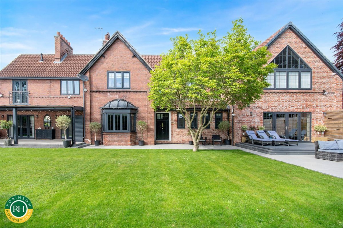 5 bedroom property for sale in Anchorage Lane, Sprotbrough, Doncaster