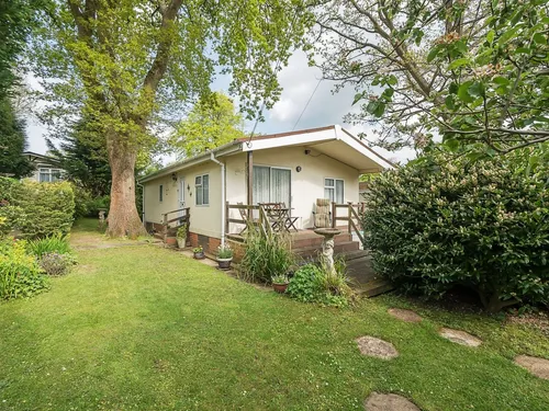 Chesham Road, Wigginton, Tringphoto