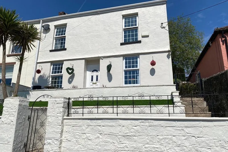 3 bedroom property for sale in Pontneathvaughan Road, Glynneath, Neath, Neath Port Talbot. £