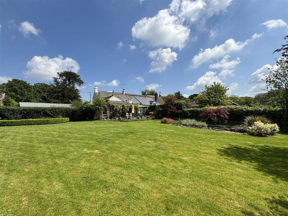 Stags 5 bedroom property for sale in Sticklepath, Okehampton
