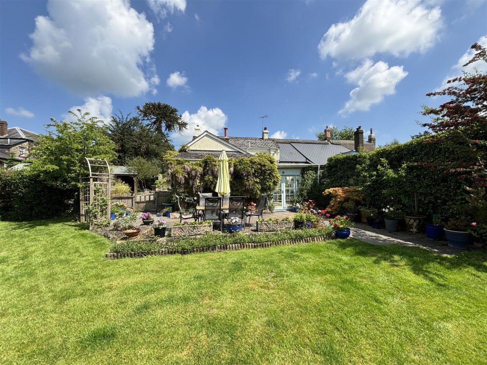 Stags 5 bedroom property for sale in Sticklepath, Okehampton