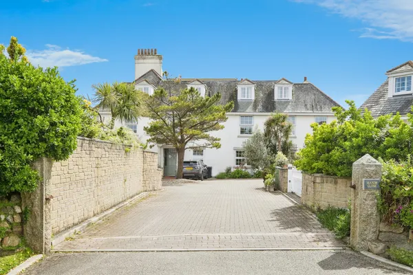 Manor Close, Lelant, St. Ives, Cornwa...