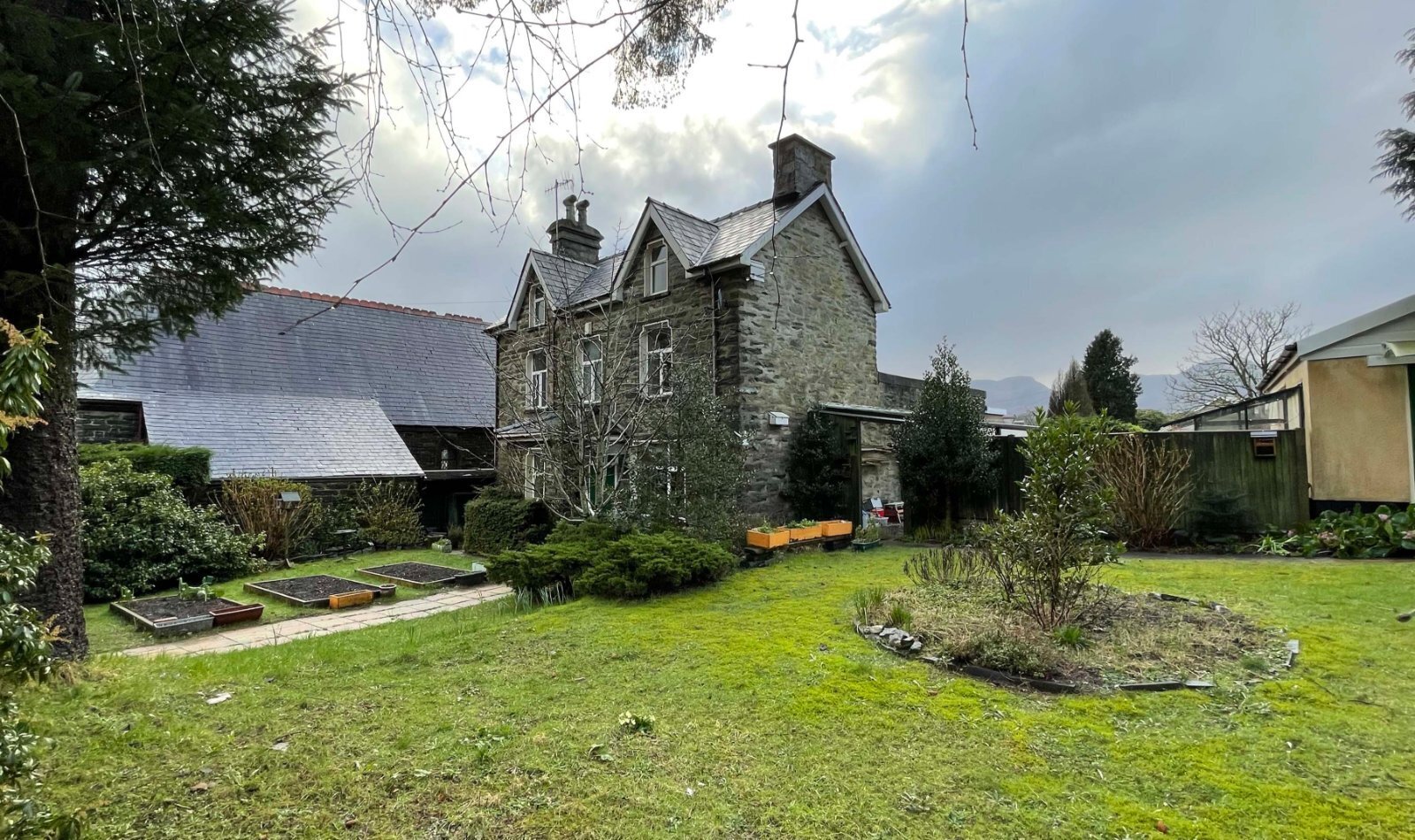 4 bedroom property for sale in Manod Road, Blaenau Ffestiniog, Gwynedd