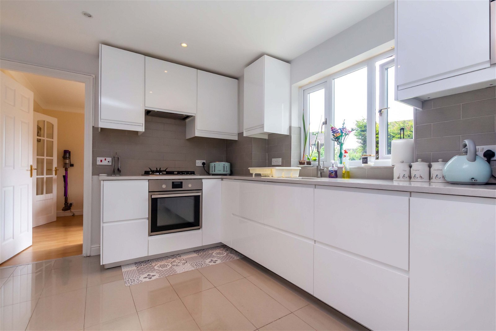 3 bedroom property for sale in Kempton Park Fold, Kew Meadows