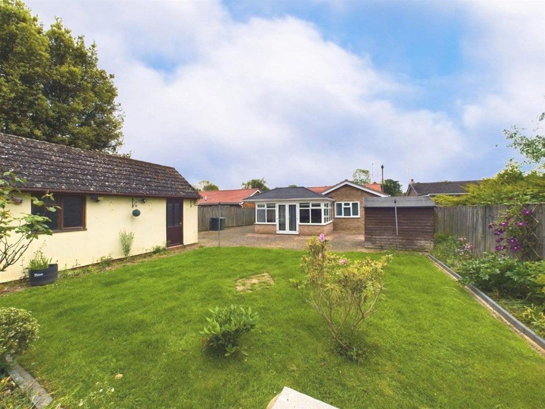 4 bedroom property for sale in Lavender Grove, Toftwood, Dereham