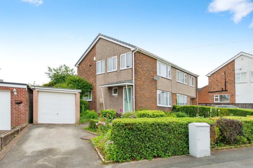 Dulverton Rise, Pontefract 3 bedroom semidetached house William H
