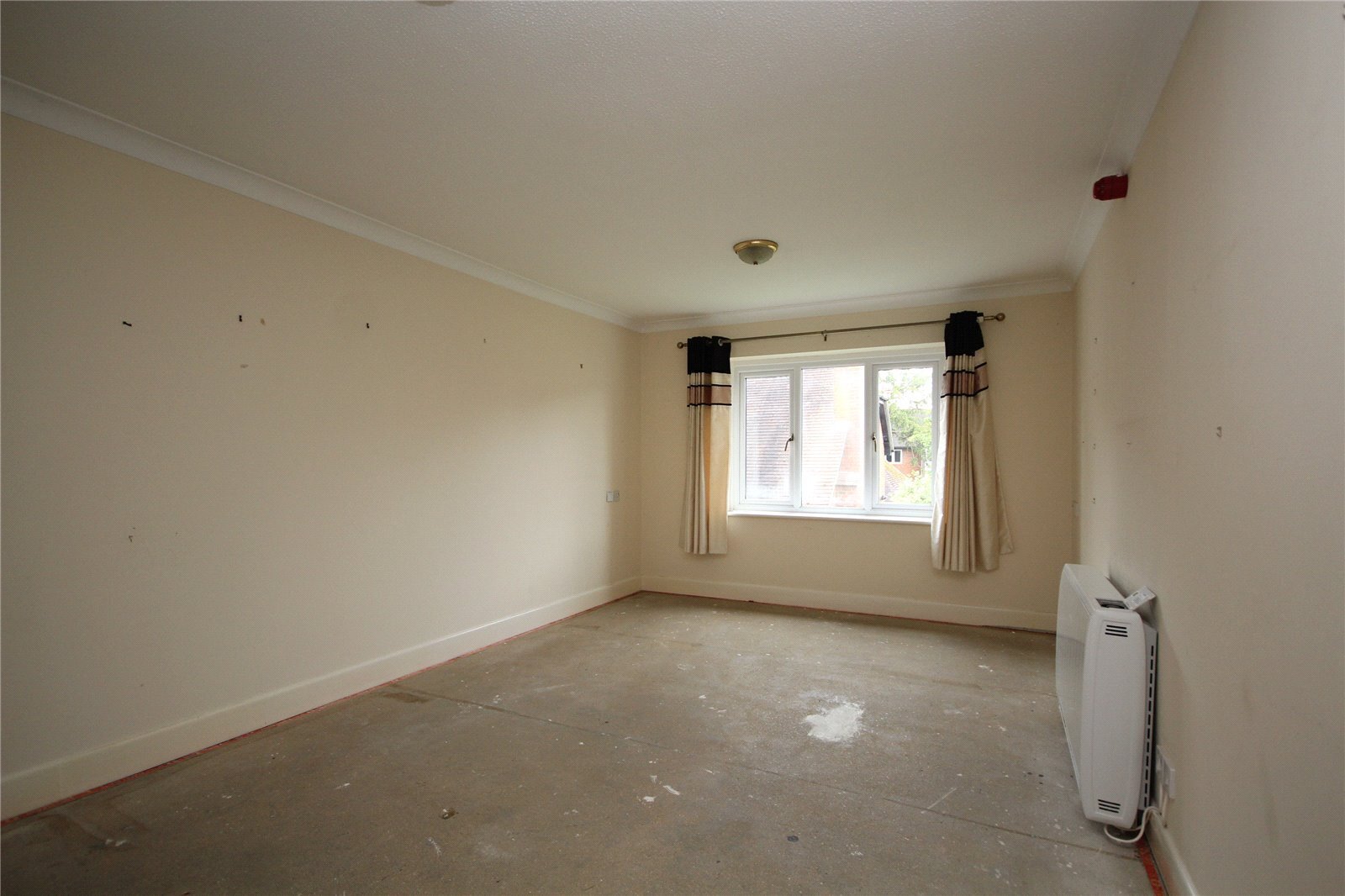Deweys Lane, Ringwood, Hampshire, BH24 Image 4