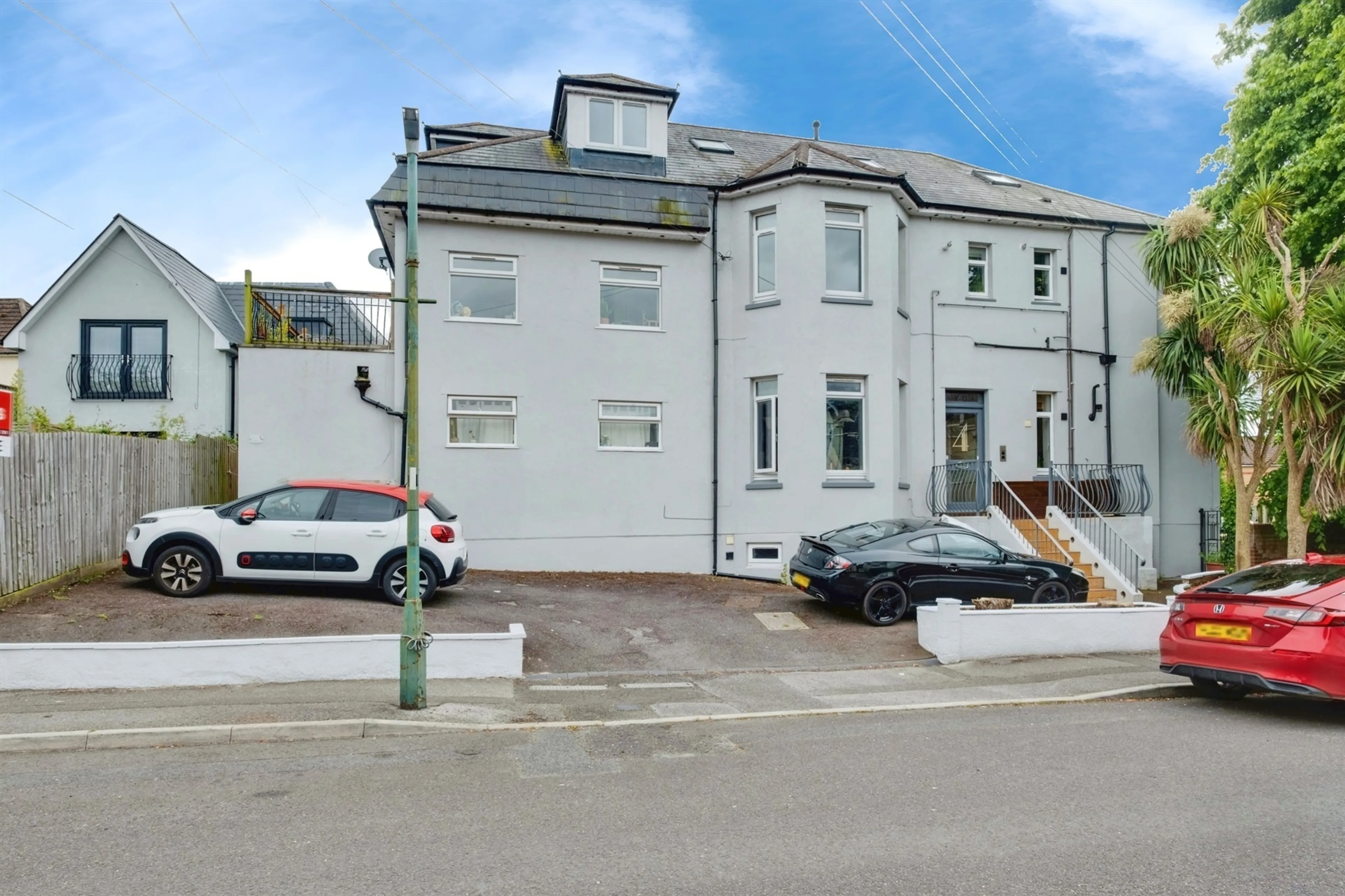 Property photo 0