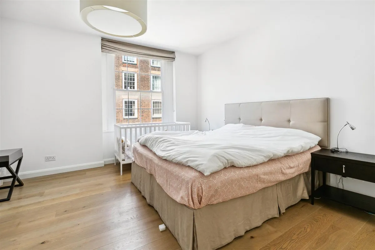 North End House, Fitzjames Avenue, London, W14