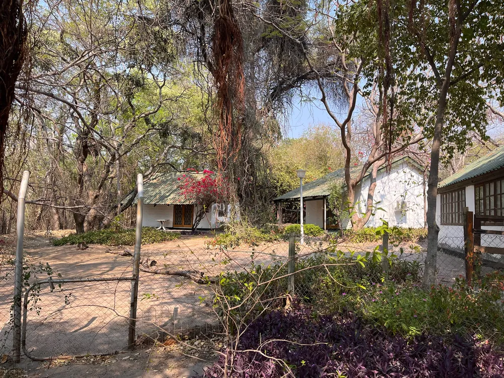 Botswana, North-West District, Maun Central, Sir Seretse Khama Road, 367