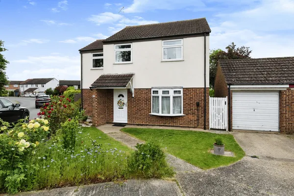 Pickwick Avenue, Chelmsford, Essex, CM1
