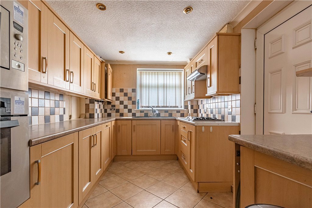 4 bedroom property for sale in New Lane, Huntington, York, YO32 Guide