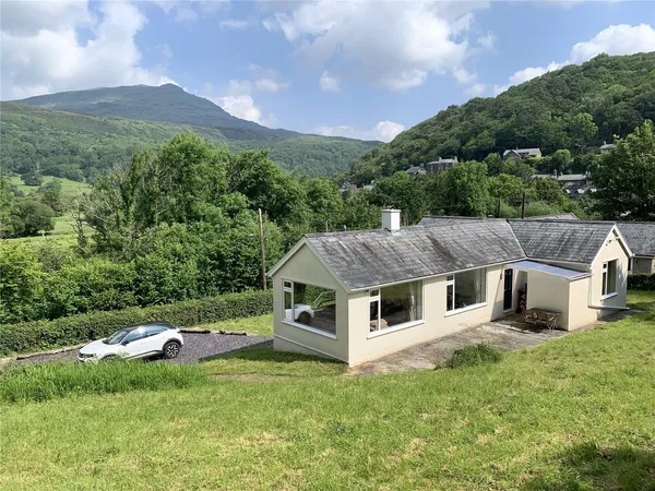 Maentwrog, Blaenau Ffestiniog, Gwyned...