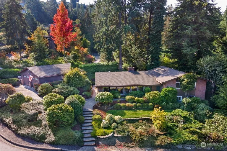 2641 SW 163rd St, Burien, WA 98166