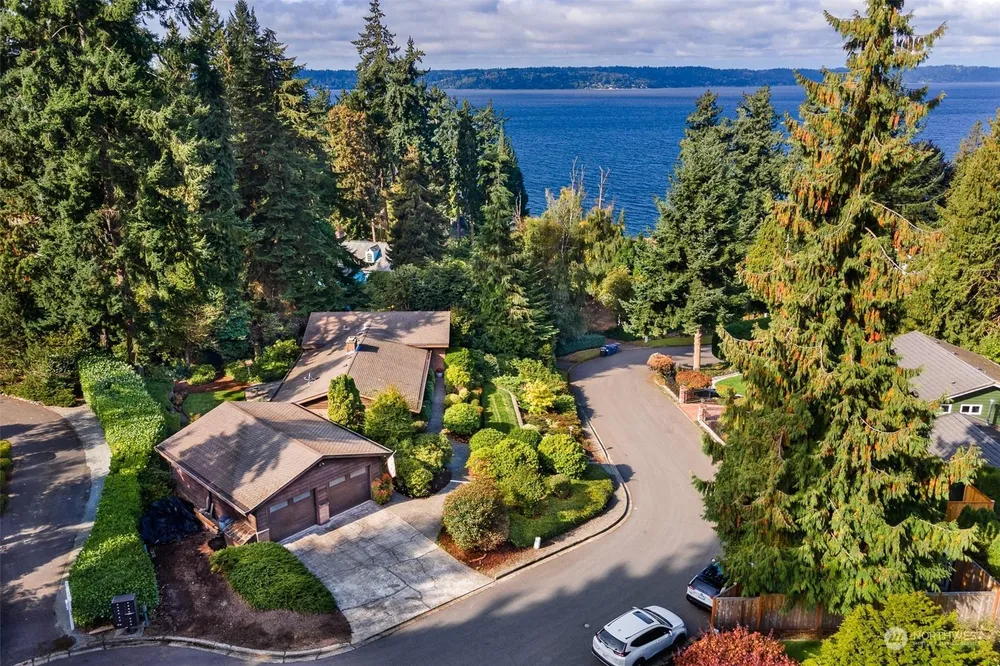 2641 SW 163rd St, Burien, WA 98166