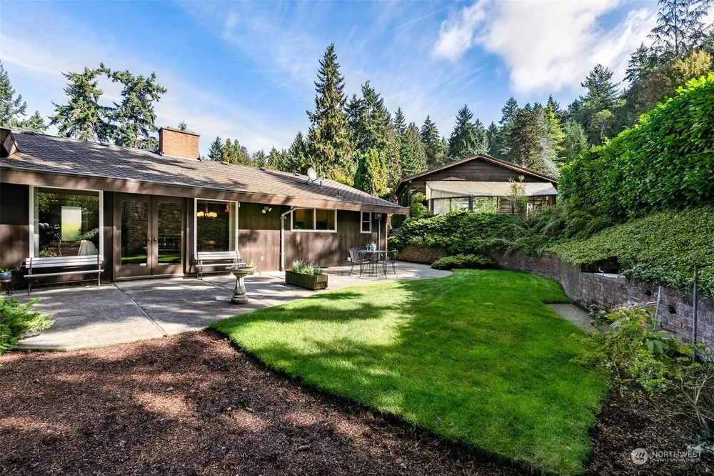 2641 SW 163rd St, Burien, WA 98166