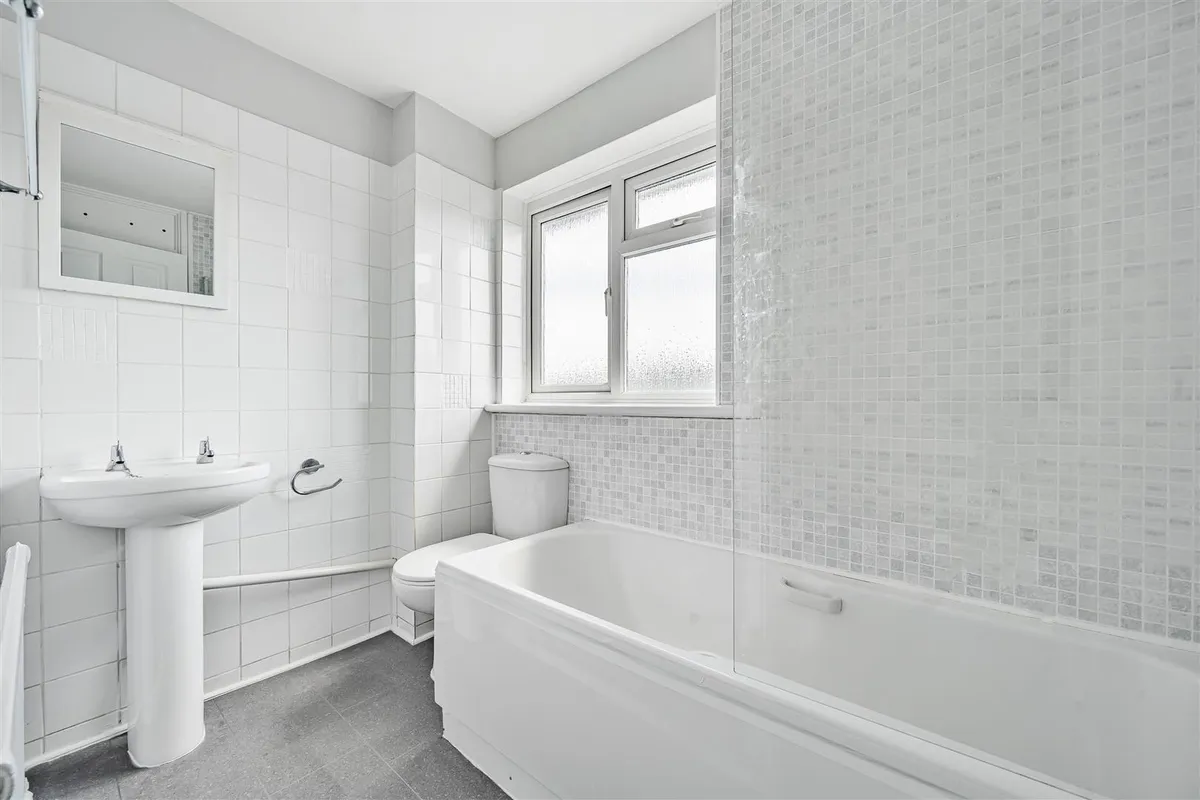 Broadmarsh Close, Grove, Wantage