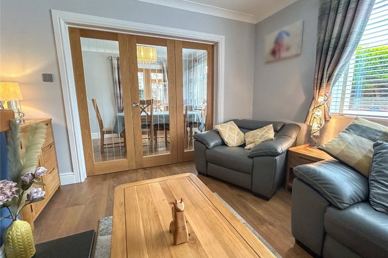 3 bedroom property for sale in Starbuck Road, Milford Haven, Pembrokeshire, SA73 £300,000