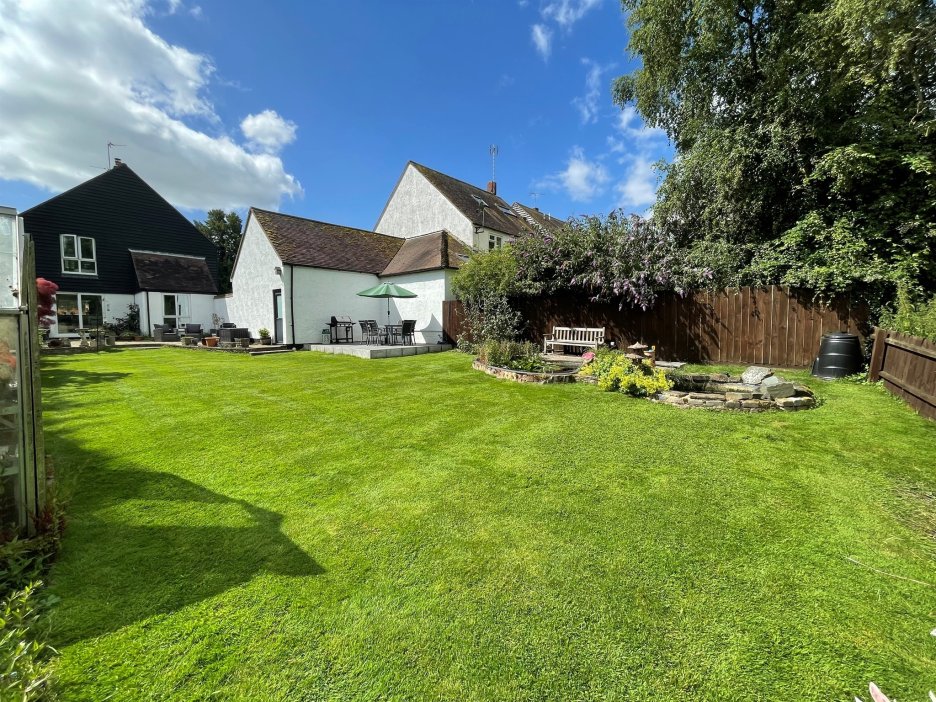 4 bedroom property for sale in Pelham Road, Clavering, Saffron Walden