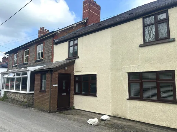 Rhosesmor, Mold, Flintshire, CH7