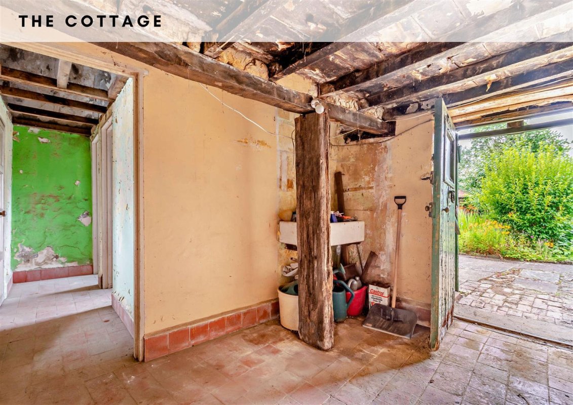 3 bedroom property for sale in Main Street, Seaton, Rutland Guide