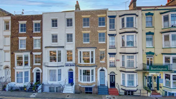 Beunos Ayres, Margate