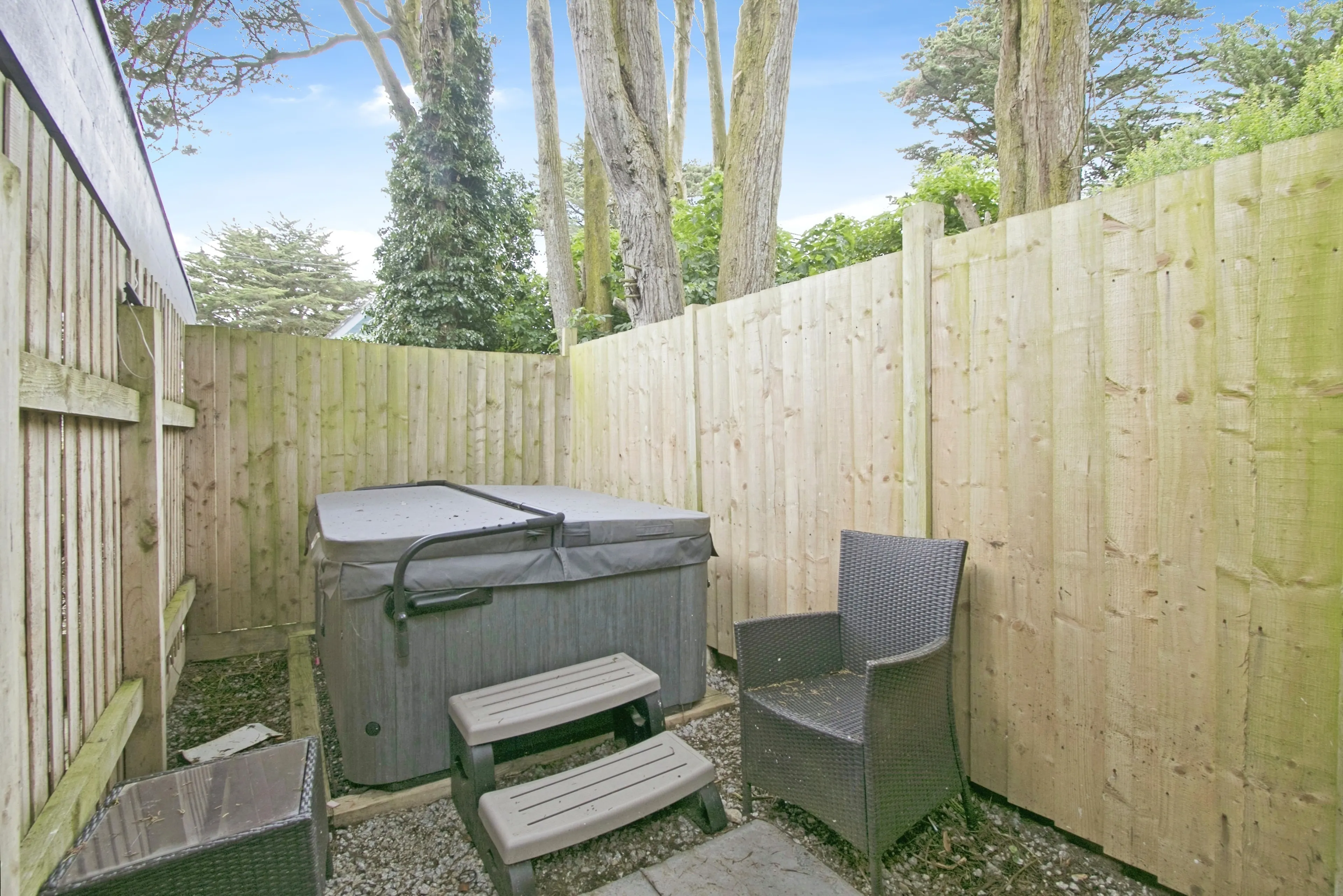 Property photo 24