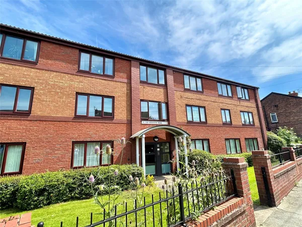 Greenway Road, Tranmere, CH42