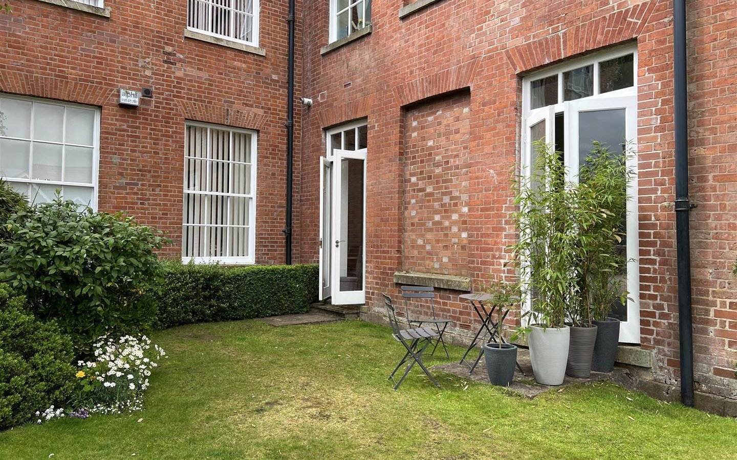 2 bedroom property for sale in Westholme Close, Congleton £205,000