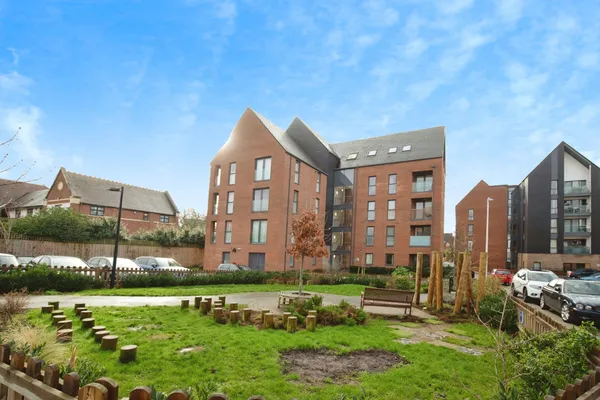Gresley Close, Stratford-upon-Avon, W...